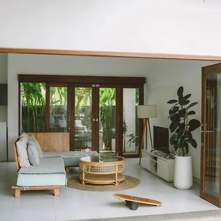 Three Palms Surf & Stay Medewi Airsatang 外观 照片