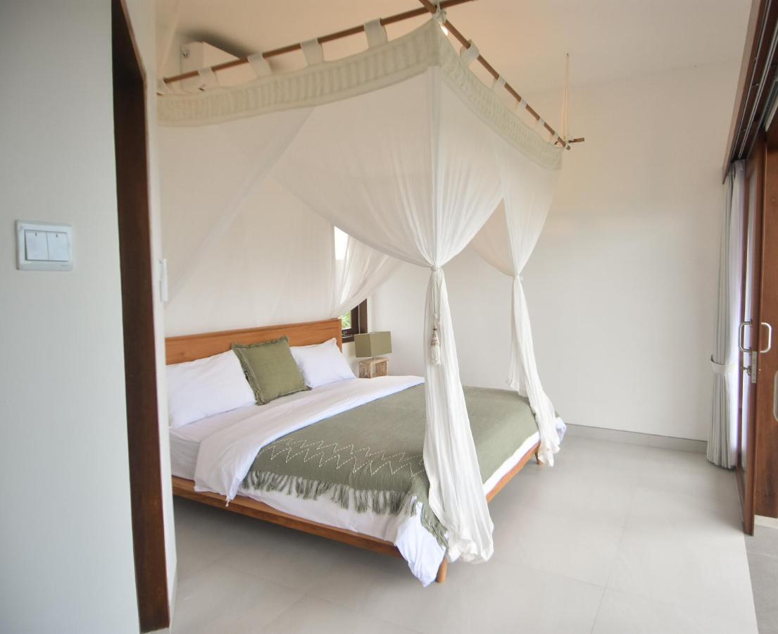 Three Palms Surf & Stay Medewi Airsatang 外观 照片