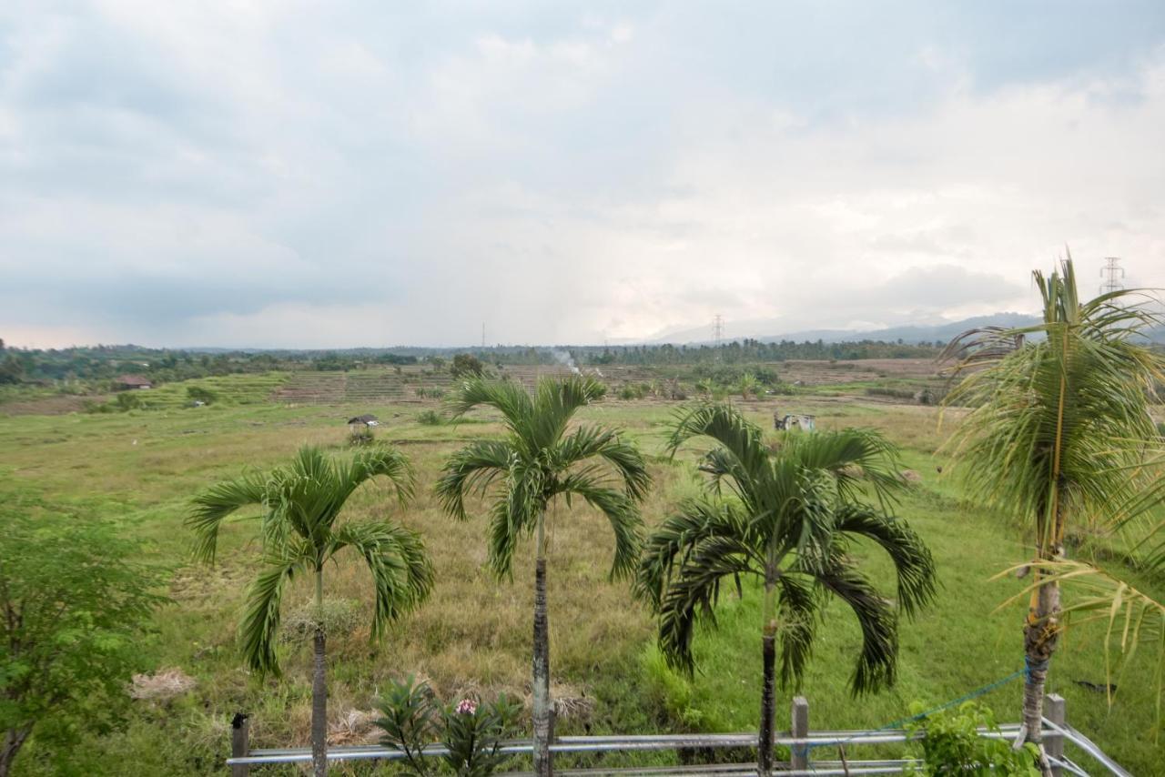 Three Palms Surf & Stay Medewi Airsatang 外观 照片