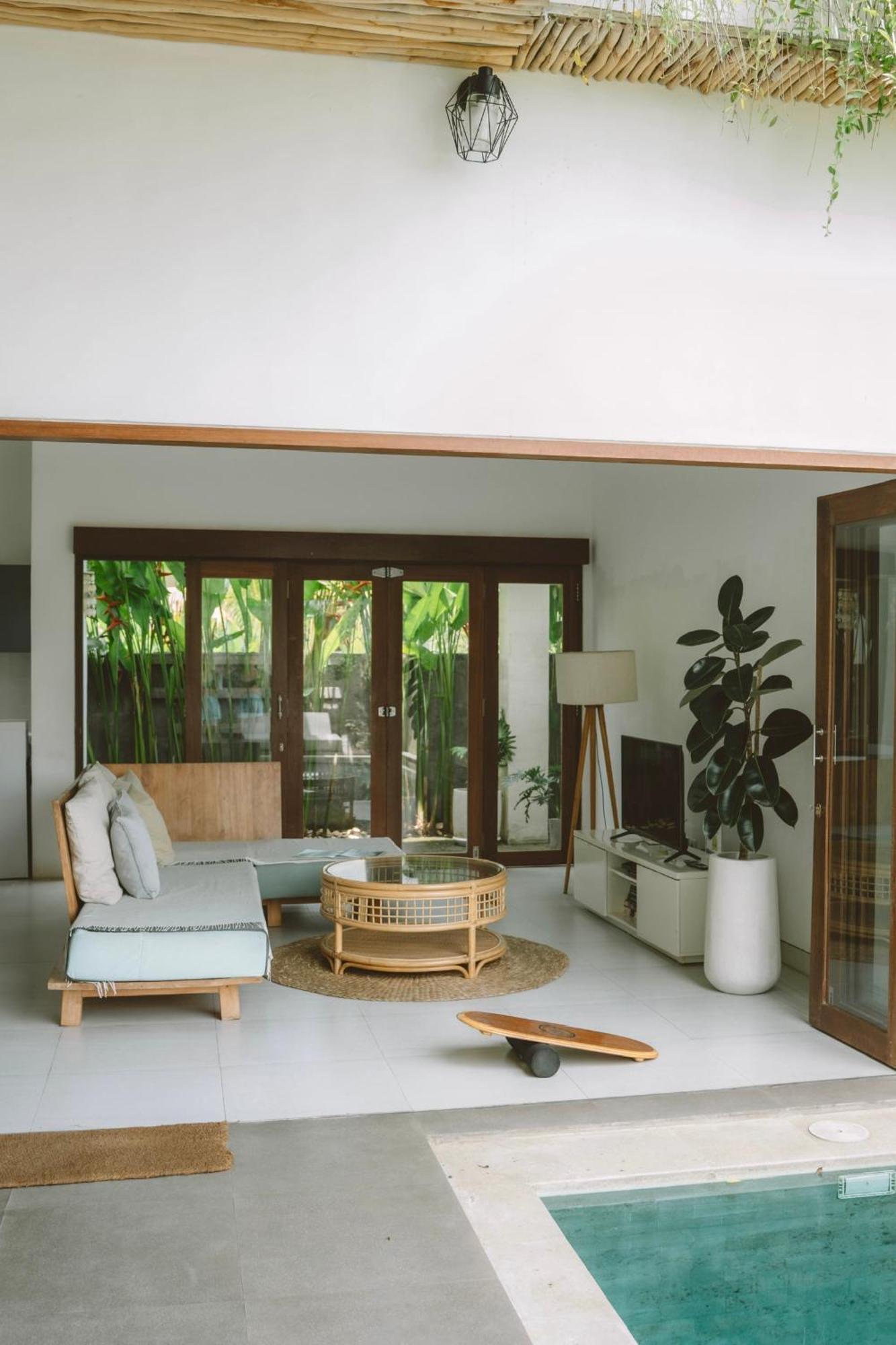Three Palms Surf & Stay Medewi Airsatang 外观 照片