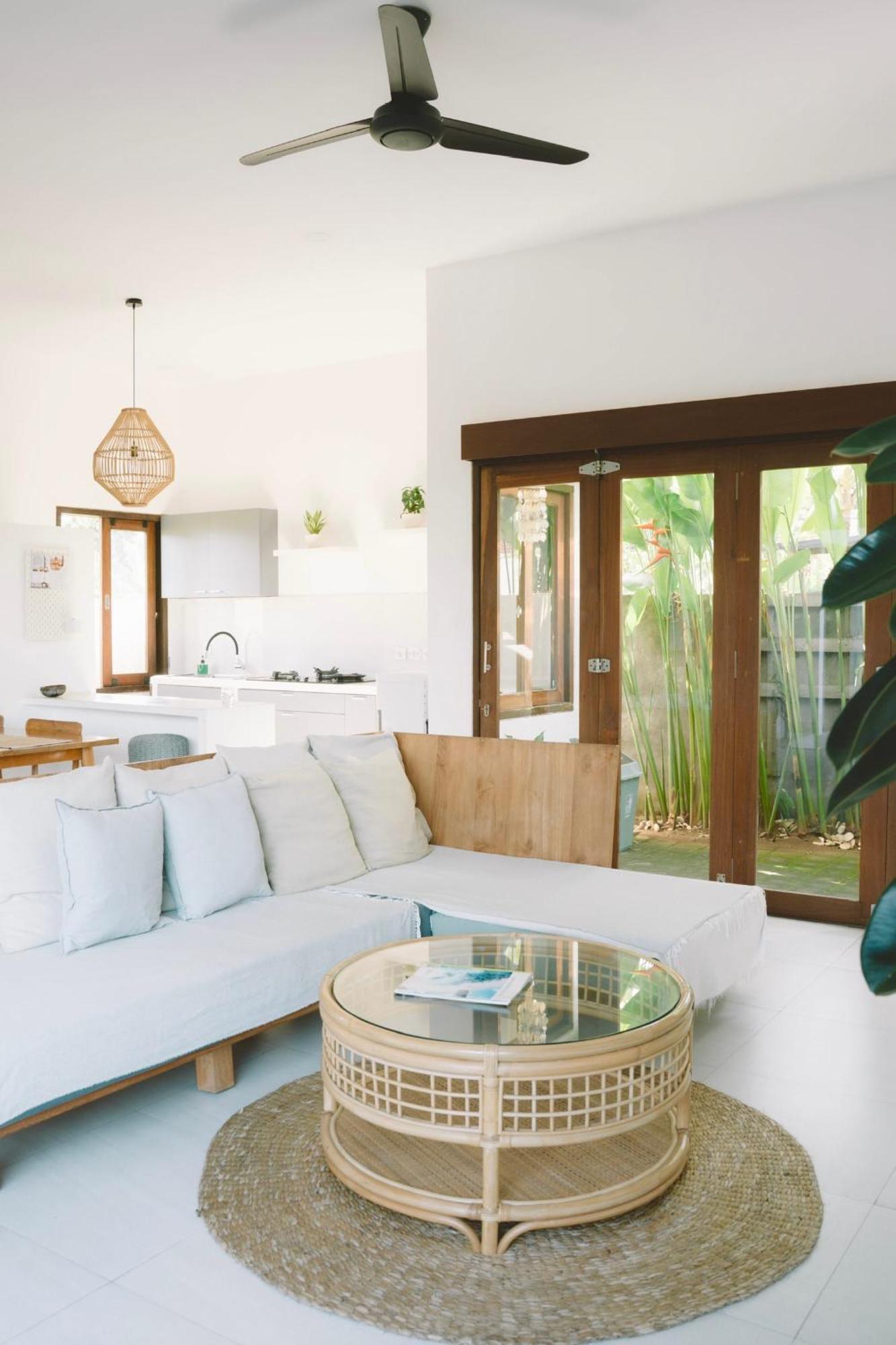 Three Palms Surf & Stay Medewi Airsatang 外观 照片